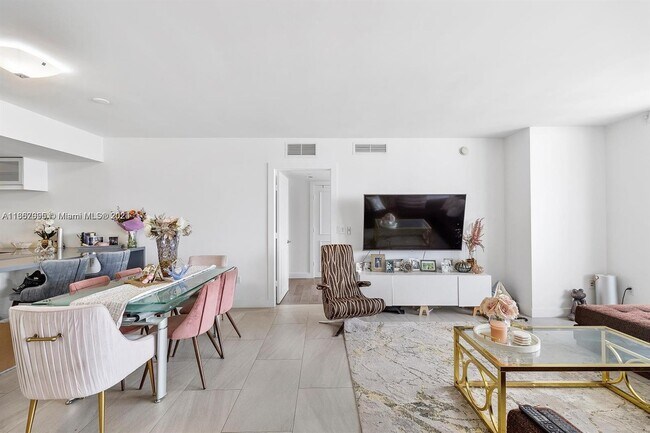 Photo - 1800 S Ocean Dr Unit #2208