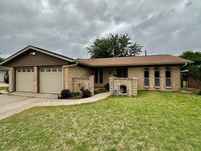 Building Photo - Remodeled Bathrooms