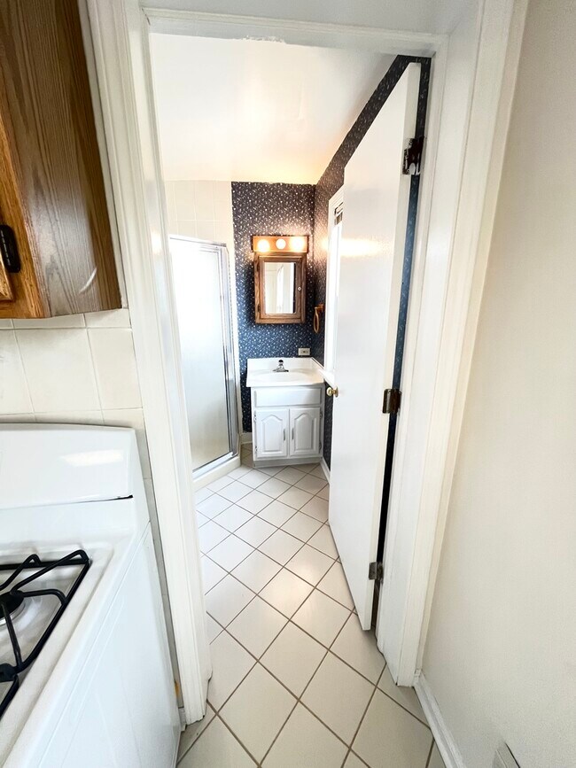 Photo - 1310 Wilmette Ave