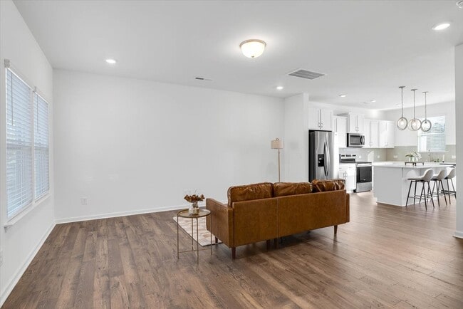 Photo - 97 Camel Crazies Pl