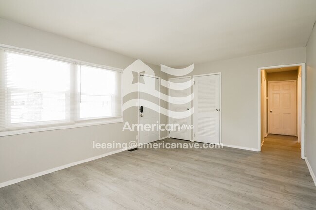 Photo - 3125 Hart Dr