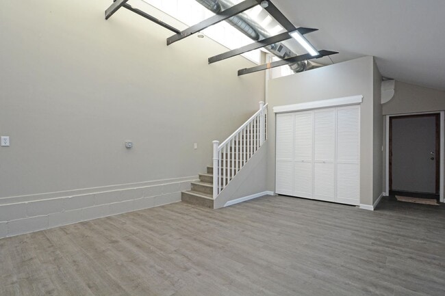 Photo - 814 Grand Ave Unit B Residential