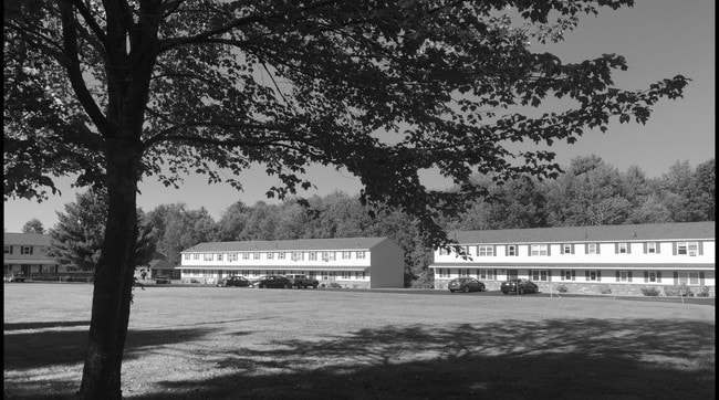 Exterior View - 34 Quaboag St Unit 1