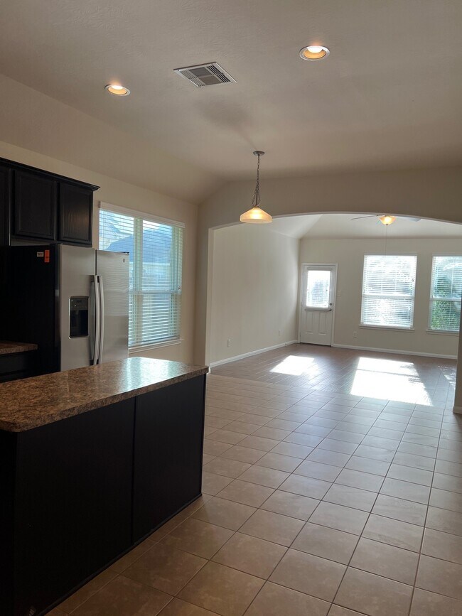 Photo - 1238 S Maple Dr