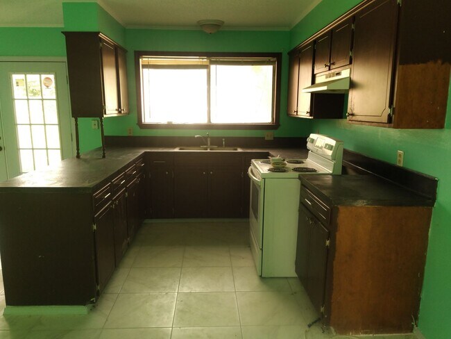 Photo - 124 Azalea Ave