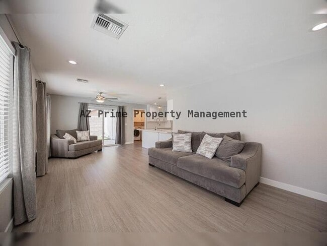 Photo - 3715 E Sweetwater Ave