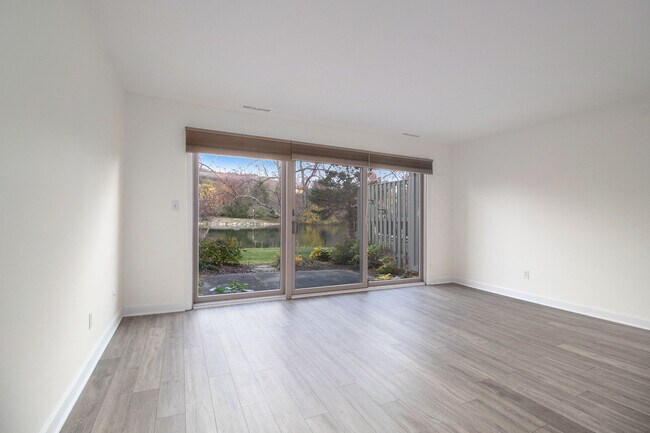 Photo - 614 Peninsula Ct