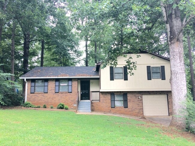 Building Photo - 846 Raintree Way SE Rental