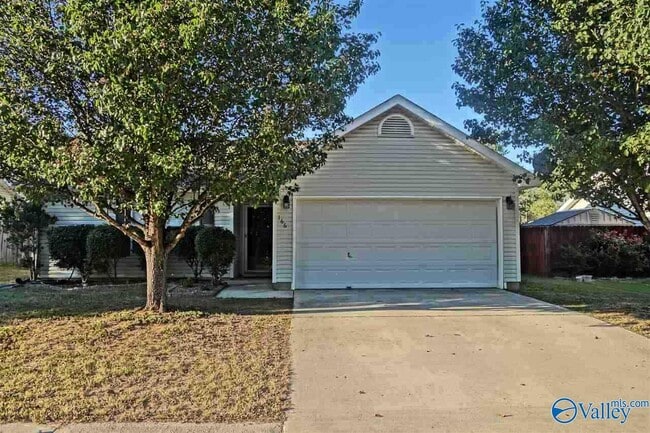 Building Photo - 166 Sandy Hollow Dr NW Rental