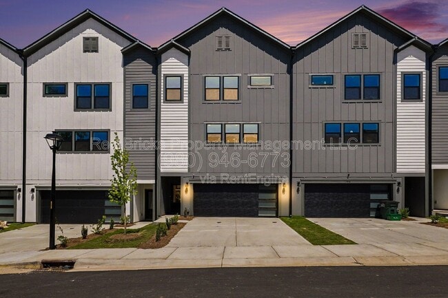 Photo - 7920 Sansom Cir