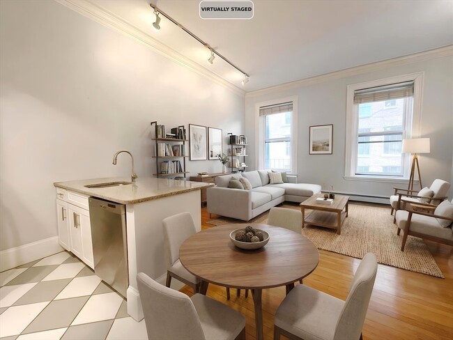 Building Photo - 60 Commonwealth Ave Unit 2R