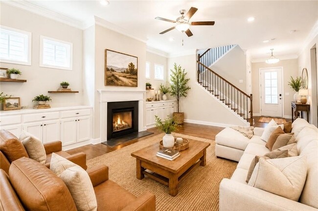 Photo - 165 Mansfield Dr