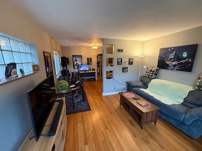 Photo - 4976 Oleatha Ave Unit 4976 Oleatha Ave