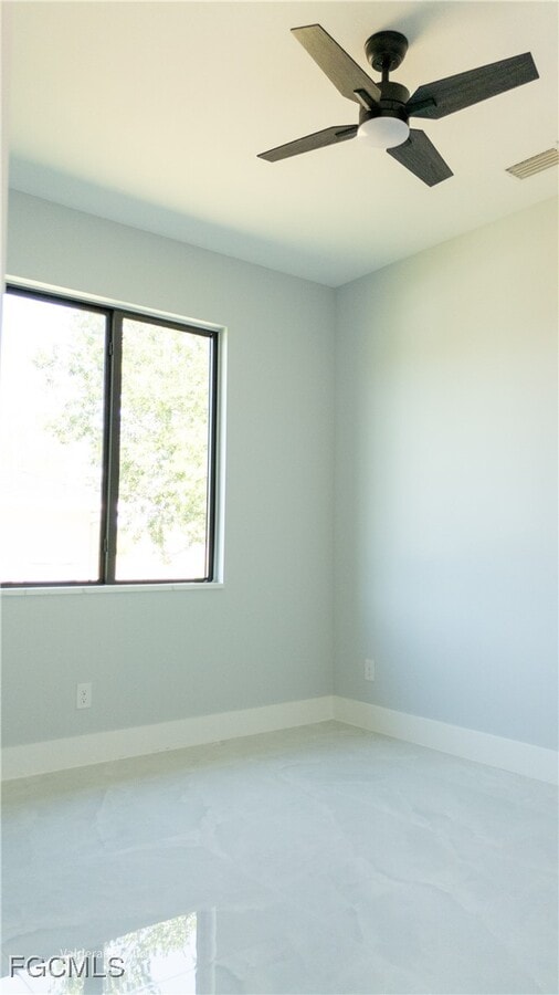 Photo - 2404-2406 Crawford Ave N