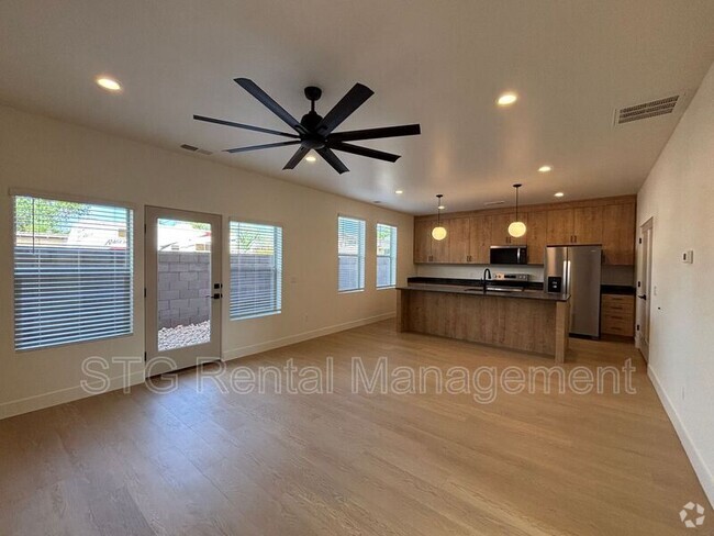 Building Photo - 73 N 520 W Unit #7 Rental