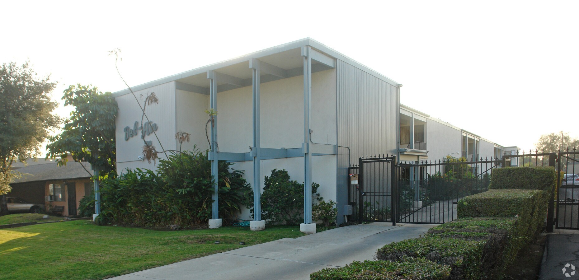 Bel Air Apartments - Bel Air Apartments
