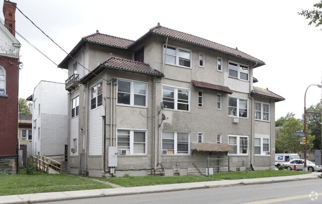 500 N Negley Ave