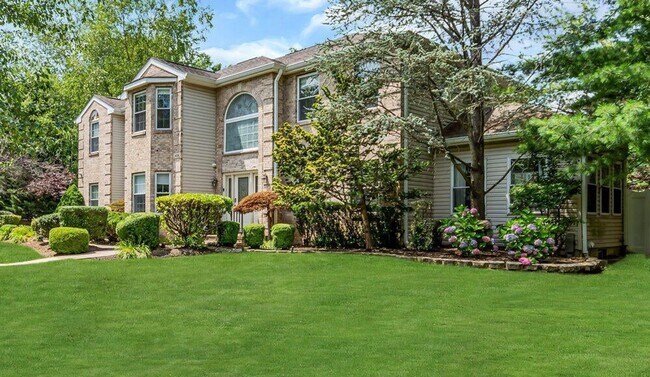 Photo - Renovated 5BR Colonial with Pool in North Dover