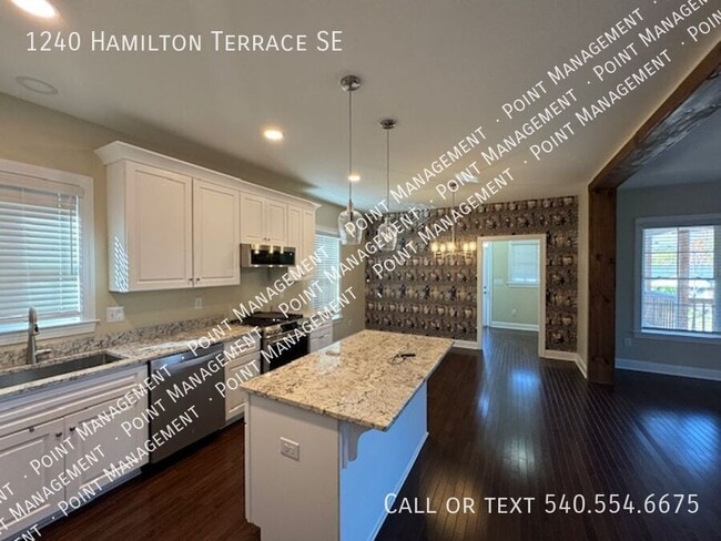 Photo - 1240 Hamilton Terrace SE