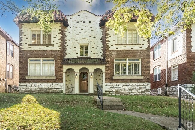 Building Photo - 7218 Forsyth Blvd Unit 2W Rental