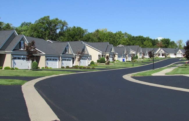 Photo - Cottage Grove Townhomes