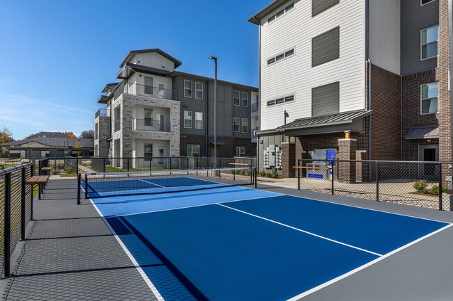 The Luxe at Matlock | 55 + Active Adult
