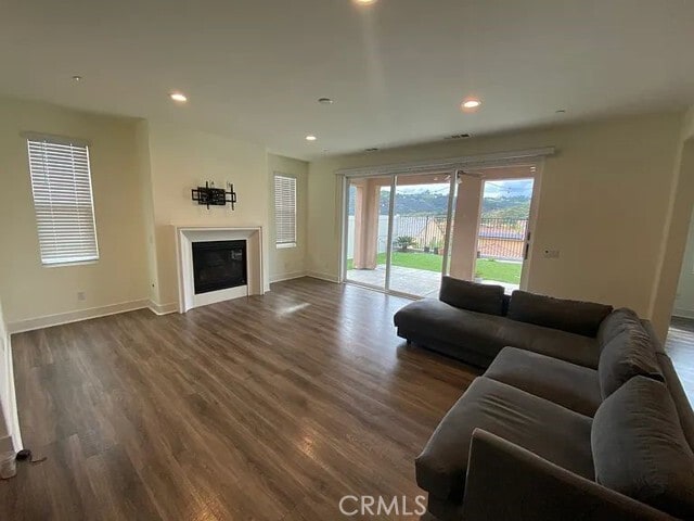 Photo - 338 Ventasso Wy