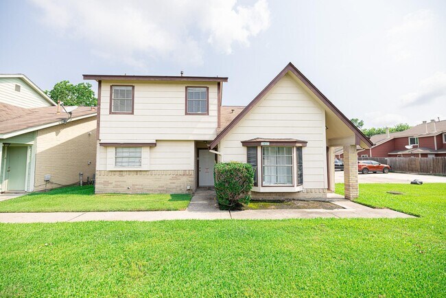 Photo - 1907 Country Village Blvd Unit B