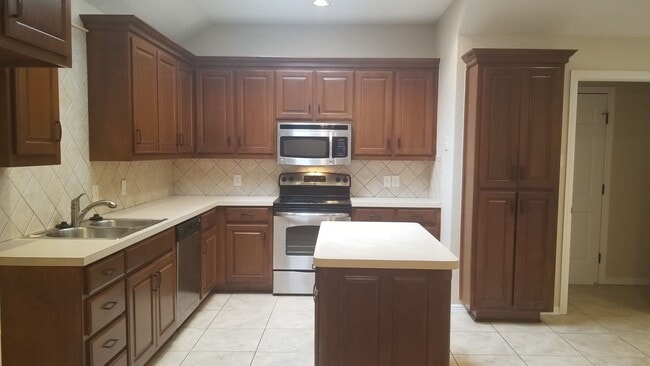 Photo - 4208 Crossgate Ct