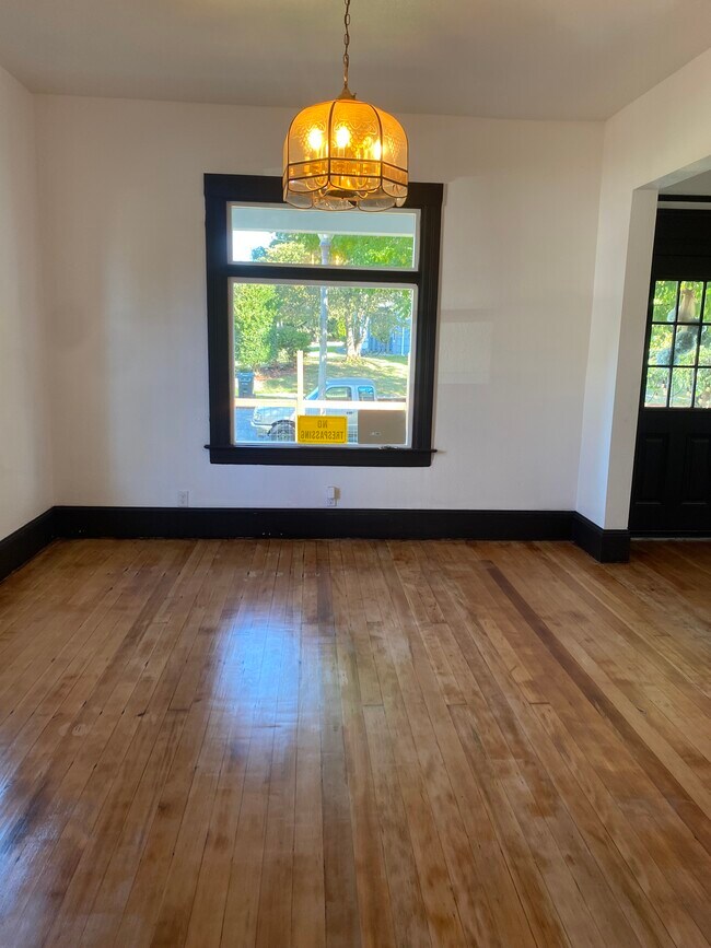 Photo - 802 S Trafton St