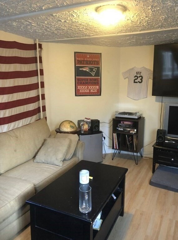 837.5 2nd St Unit 1