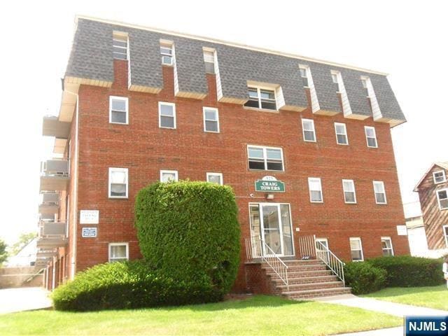 Building Photo - 125 Lawrence St Unit 7A-7A Rental