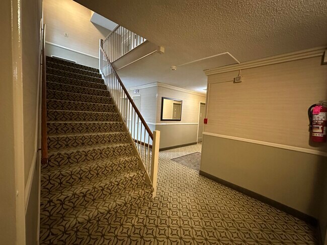 Photo - 8600 JFK Blvd E