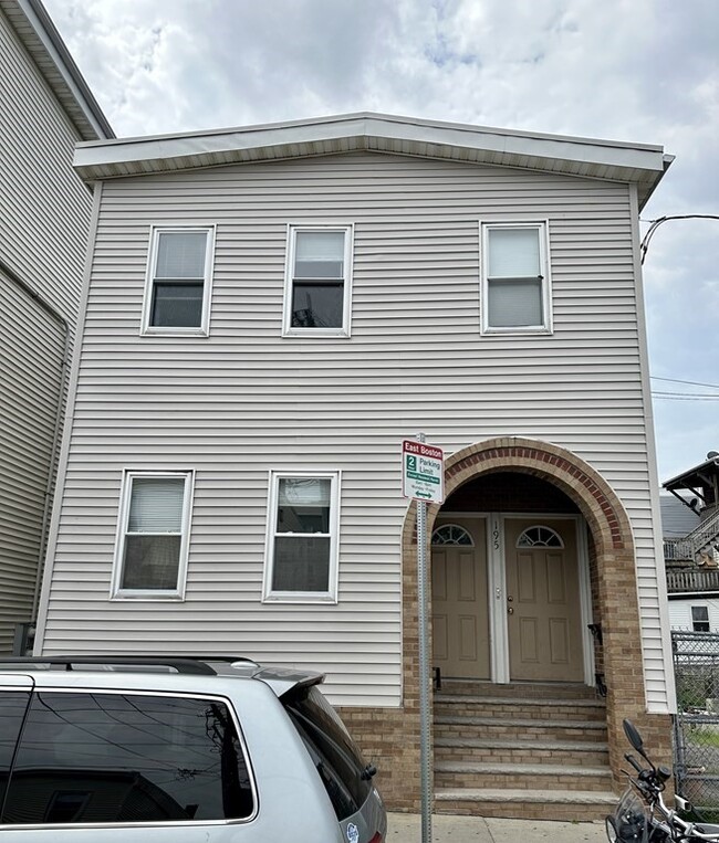 Photo - 195 Putnam St Condo