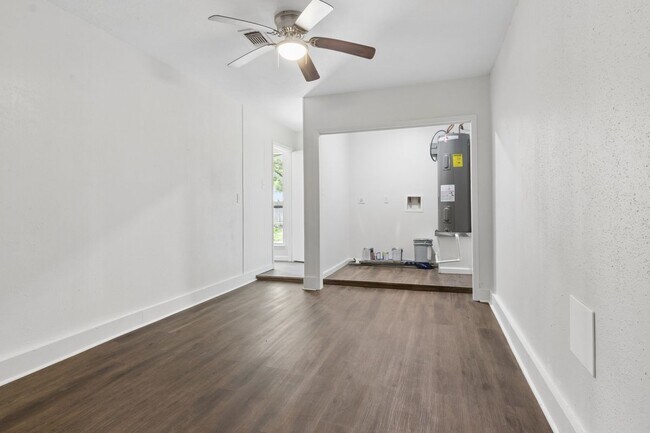 Photo - 2504 Ewell Dr