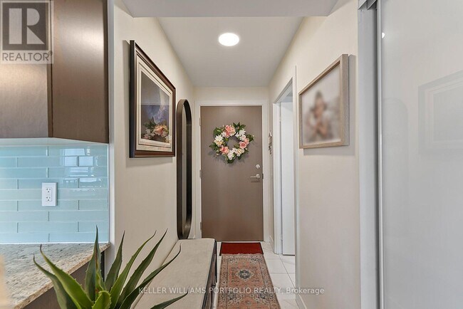 Photo - 10 Wilby Crescent Unit 1807