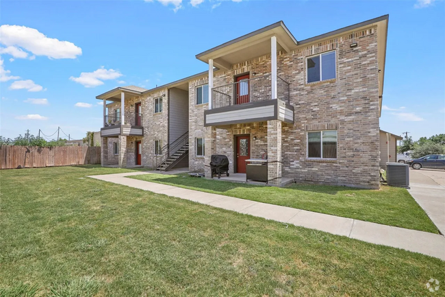 Building Photo - Stylish Living in the Heart of Princeton! Unit 512 E Hazelwood St  B > CM Rental