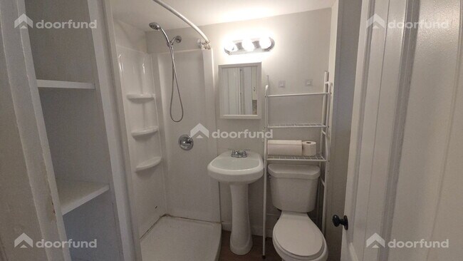 Photo - 46 E Main St Unit 2