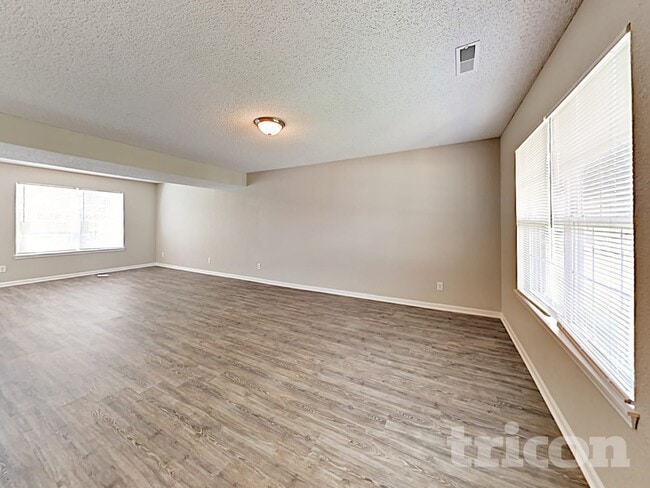 Photo - 1460 Egret Ln