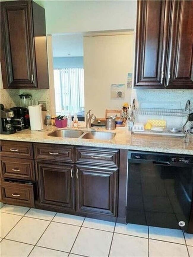 Photo - 1679 NW 15th Vista