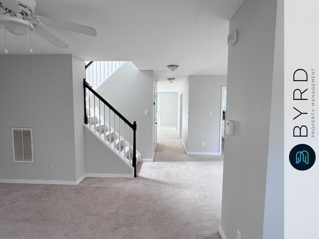 115 E 14th St