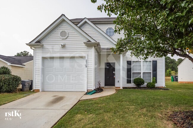 Photo - 2518 Fairstone Ave