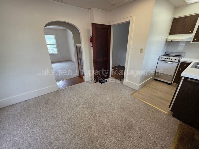 Photo - 1019 Egleston Ave Unit 1017