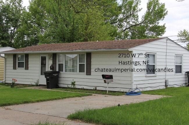 Building Photo - 2 bedroom 1 bathroom house