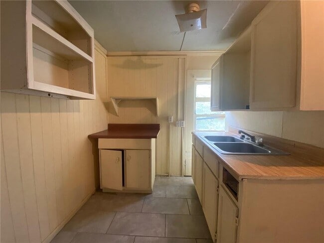 Photo - 2129 Union St Unidad A