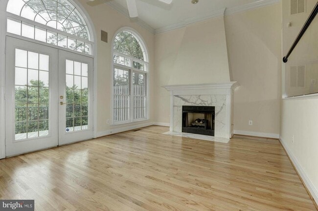 Photo - 2217 N Oak Ct