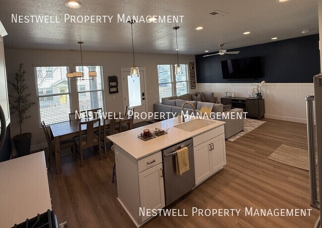 Photo - Light and Bright Daybreak Smart Townhome