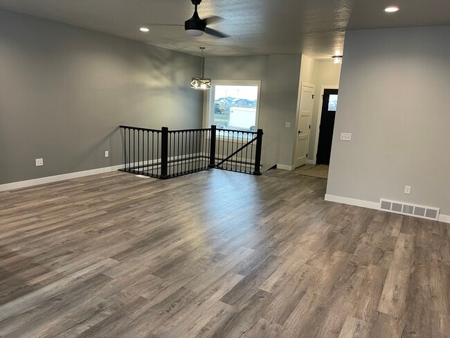 Photo - Twin home - 109