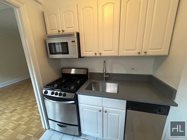 Photo - Christopher Street Unidad 2N