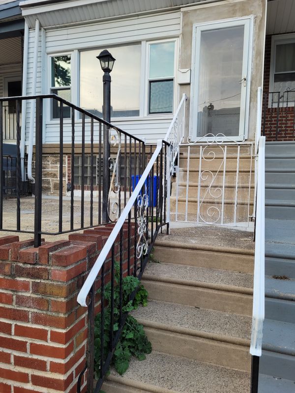 Building Photo - 4151 Gilham St Rental
